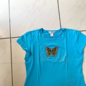 Beaded butterfly blue tee. SZ. L.